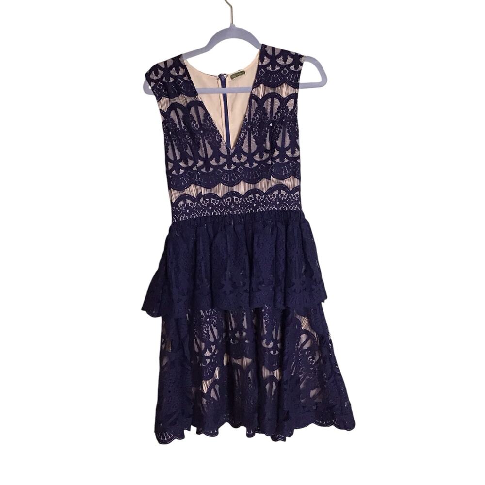 Anthropologie The Letter Blue Lace Peplum Vneck tiered Sleeveless  Midi Dress SM